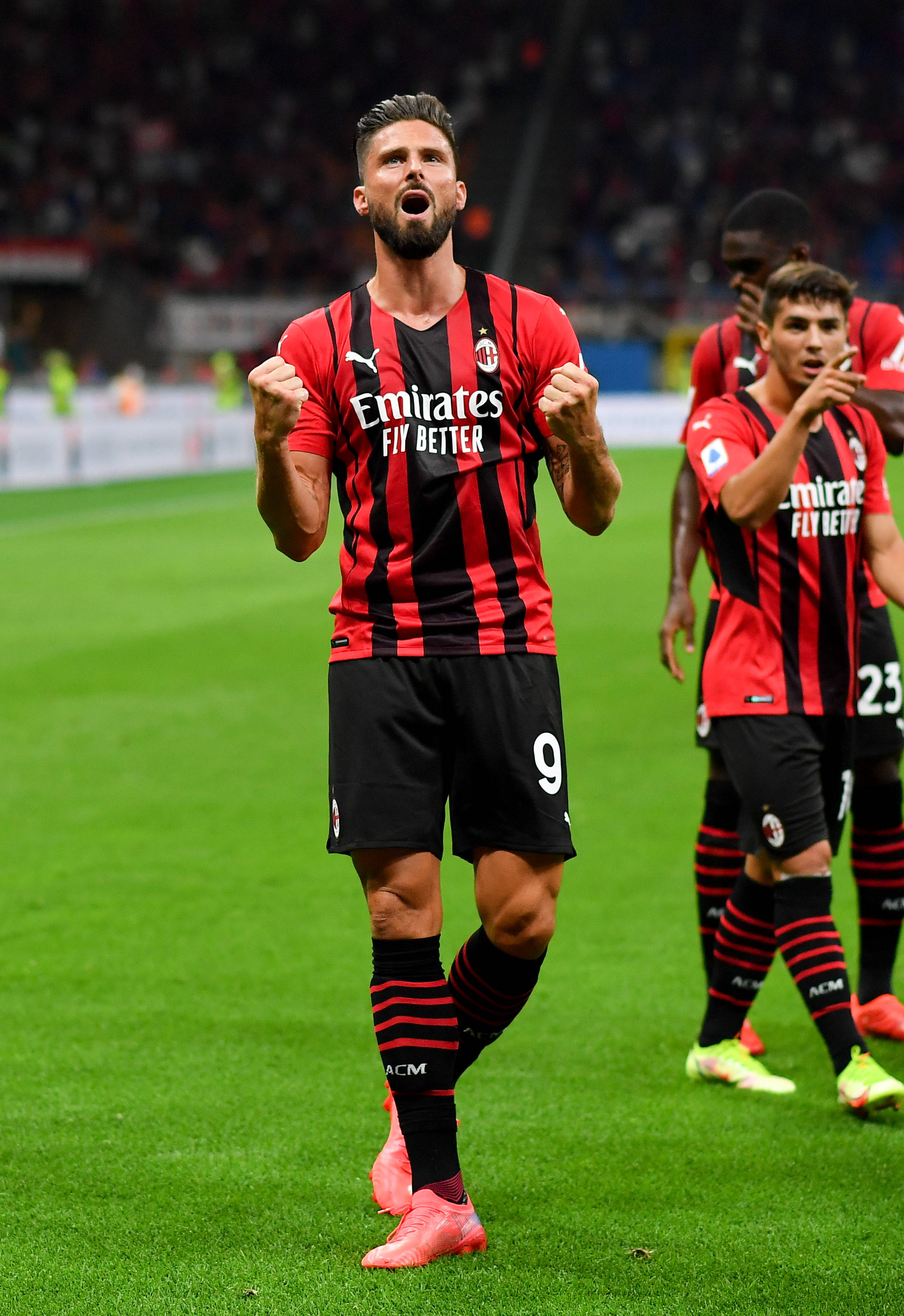 大卫·路易斯：孔蒂曾想带我去那不勒斯，差点和萨里学会抽烟（大卫·路易斯：孔蒂曾欲带我赴那不勒斯，我差点跟萨里学抽烟）