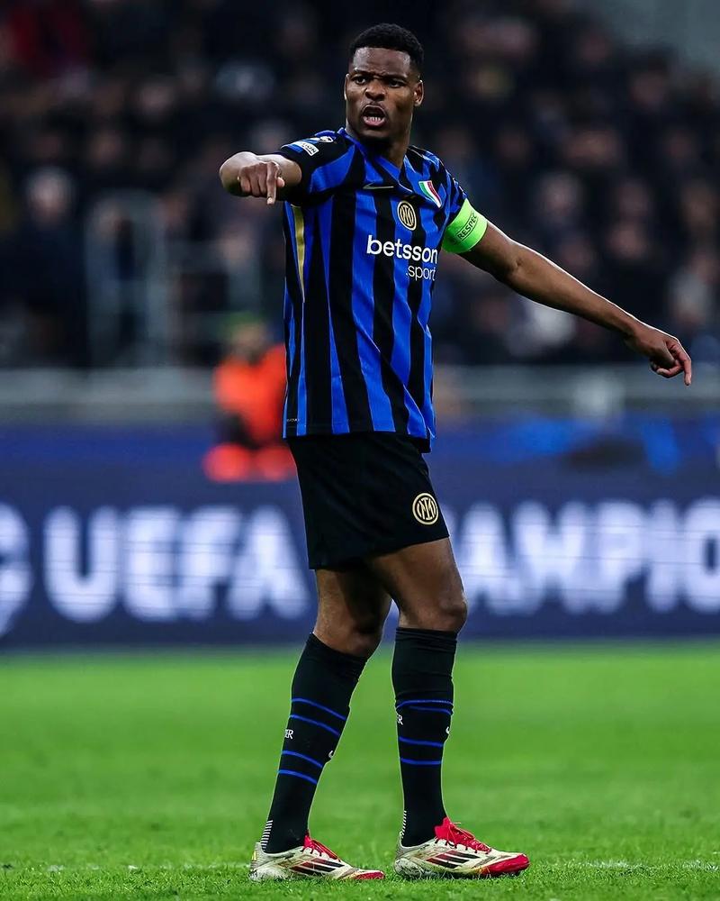 快船伤病报告：伦纳德可以出战今天的比赛，博格丹大概率出战