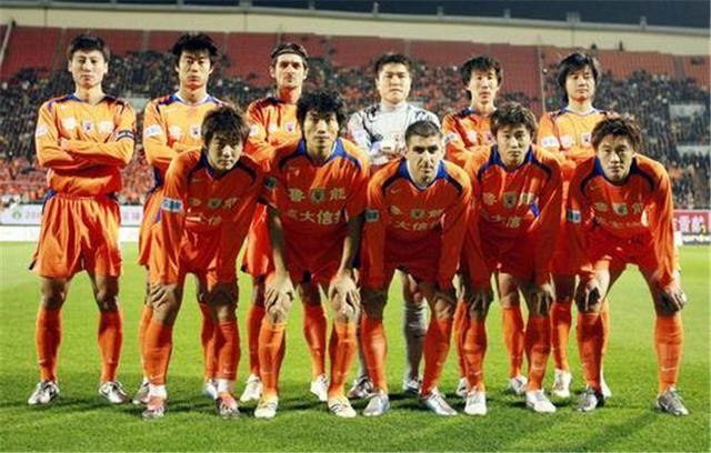 意甲11月最佳球员候选：迈尼昂、劳塔罗、瓦尔迪入选（意甲11月最佳球员提名：迈尼昂、劳塔罗、瓦尔迪入围）