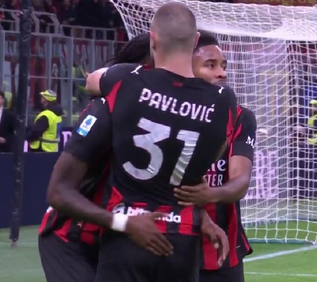 篮球勇士替补中锋封盖高效，数据亮眼