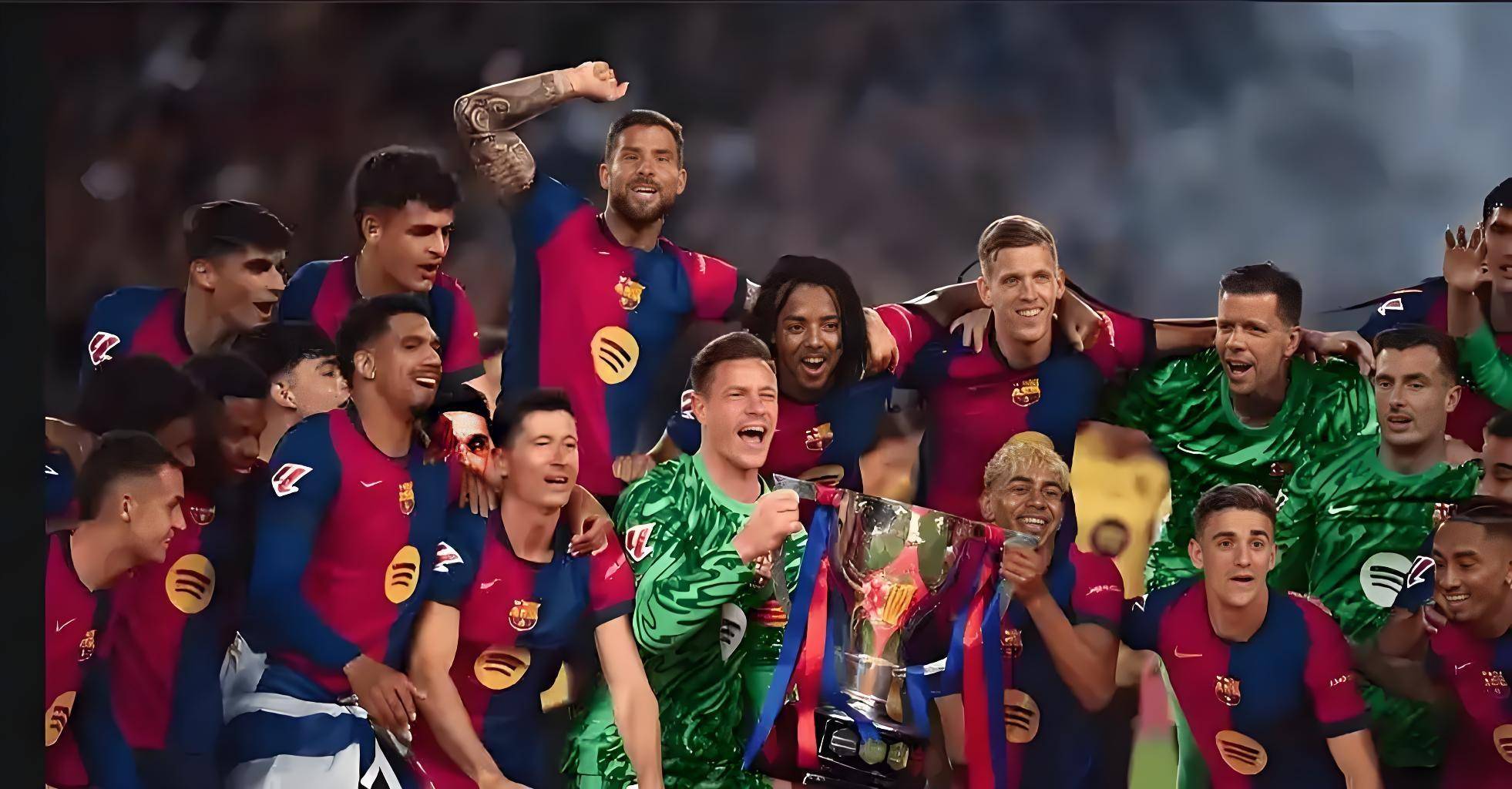 阿尔巴：亚马尔和佩德里等球员很出色，但没人能和梅西比（阿尔巴盛赞亚马尔与佩德里，但称无人能与梅西相提并论）