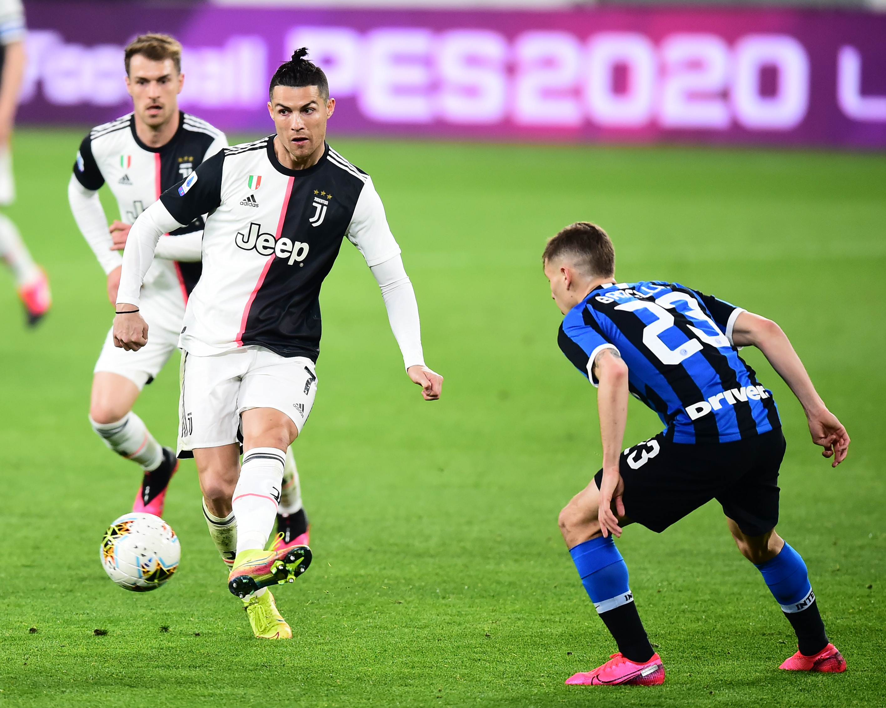 世欧预半场：阿斯拉尼戏耍破门，科索沃1-0斯洛文尼亚（世欧预半场：阿斯拉尼灵巧破门，科索沃暂1-0斯洛文尼亚）