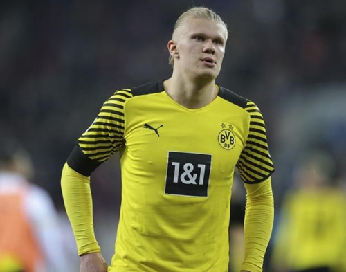 莱特利尔：内马尔上大号时从来不关门，他害怕自己被锁进去