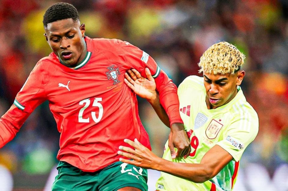 官方：费内巴切签下前狼队后卫塞梅多，双方签约两年