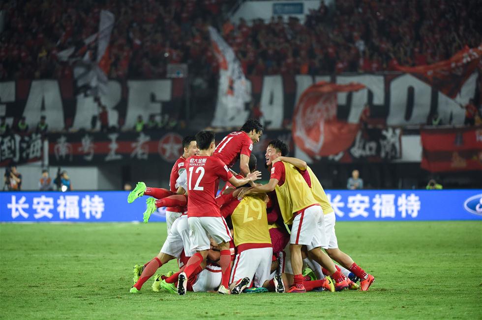 34岁小钢炮！沙奇里欧联2射1传带巴塞尔取胜 赛季10球9助完美数据（34岁“小钢炮”爆发：沙奇里欧联梅开二度再送助攻助巴塞尔取胜，赛季已10球9助）